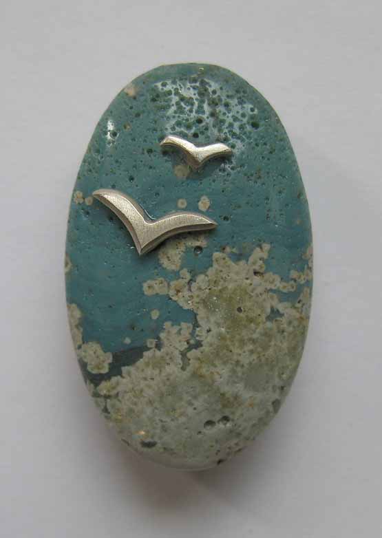  Leland Blue Stone Side Drilled Pendant with Seagulls